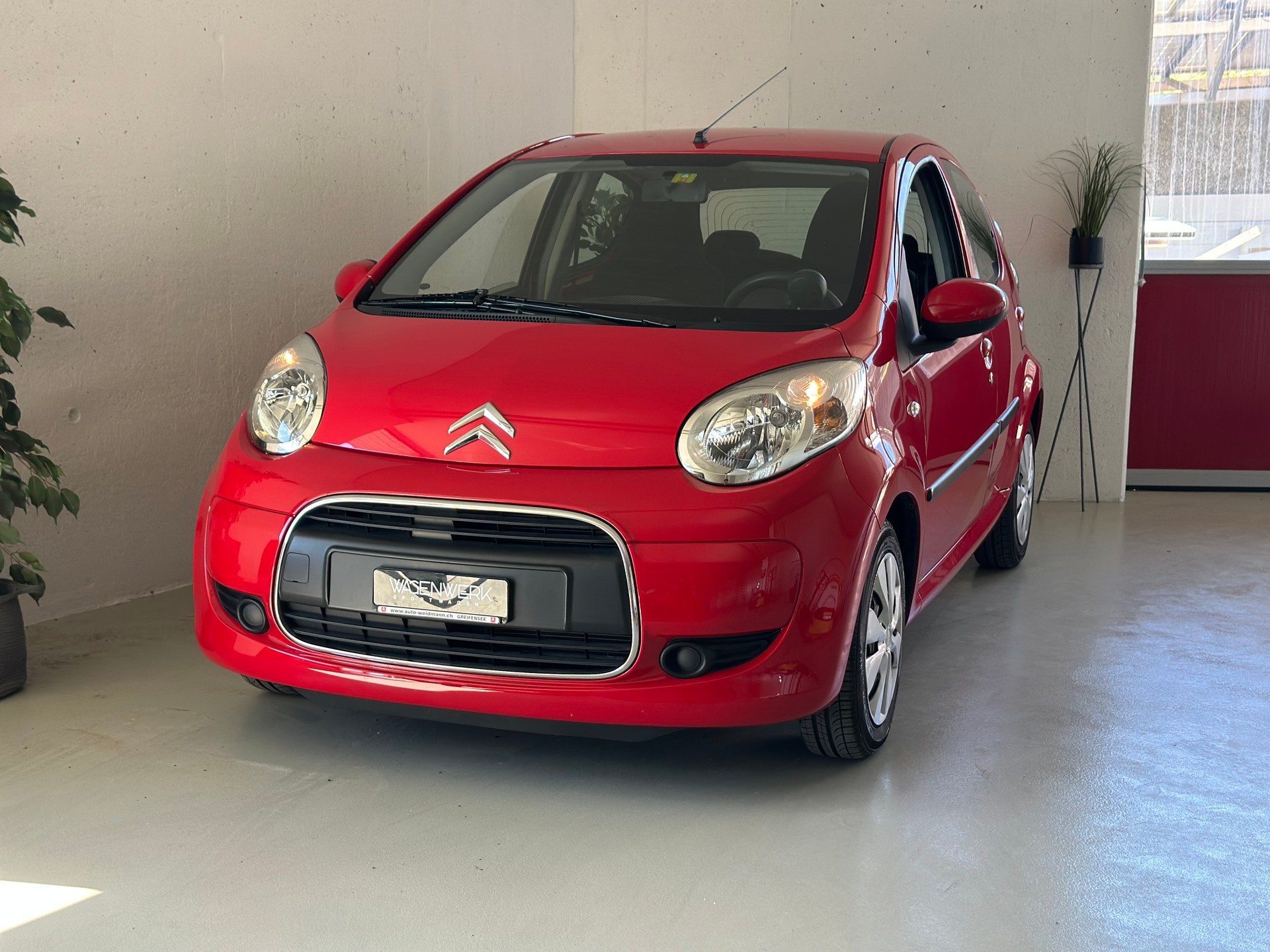 CITROEN C1 1.0i Edition Automatic-showroom-element-1