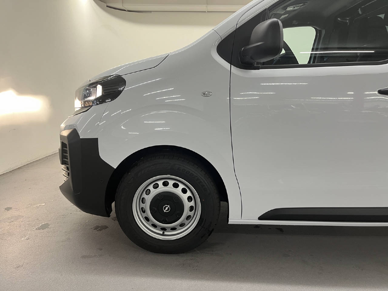 OPEL Vivaro Cargo 1.5 D 120 Energize Your Business S/S-image-15