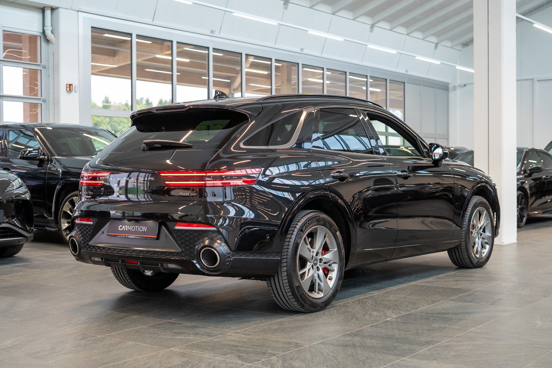 GENESIS GV70 2.5T Sport / Panorama-Glasdach / Massagesitz / 360°Kamera-showroom-element-3