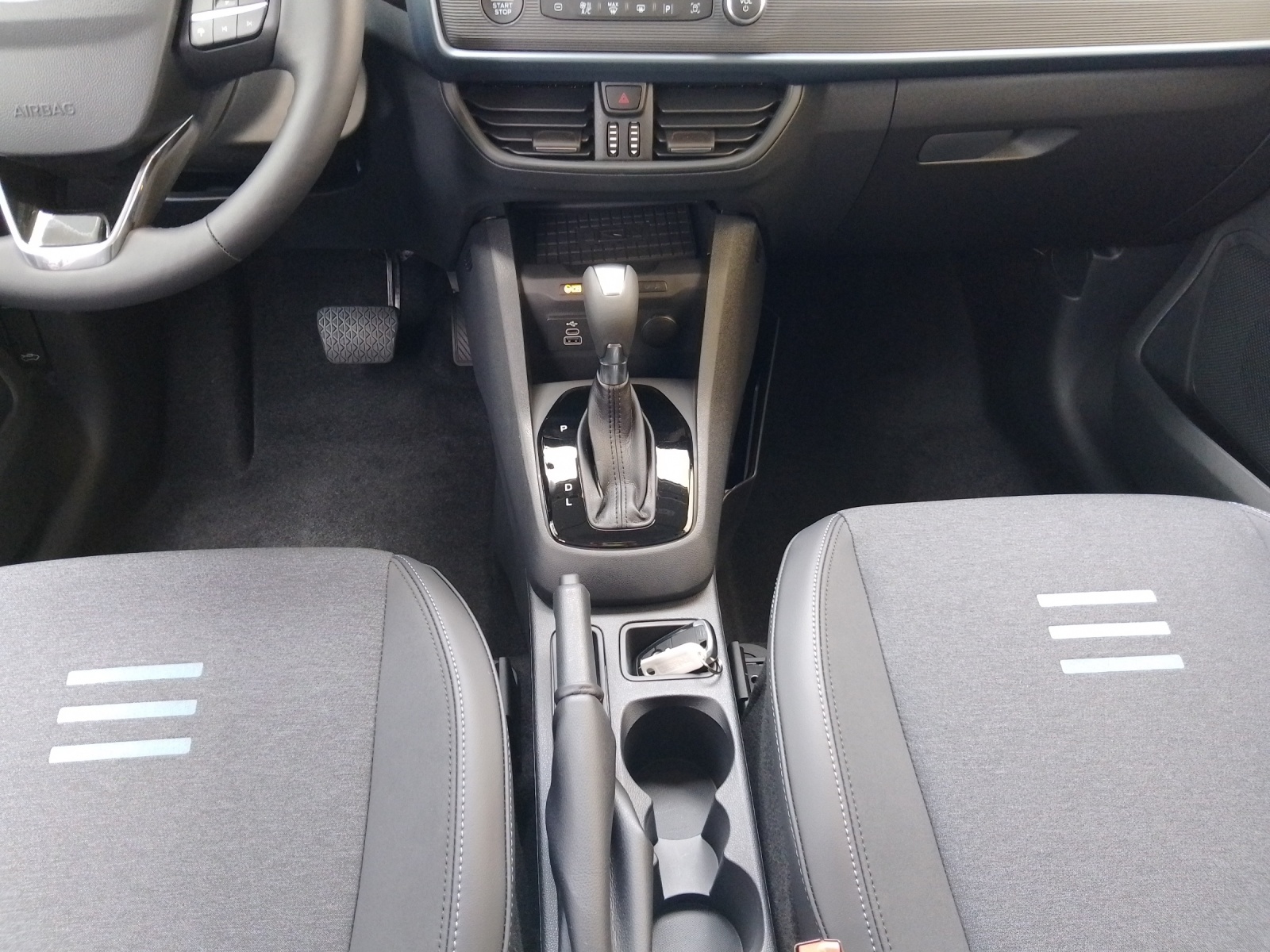 FORD Tourneo Courier 1.0 EcoBoost Active-image-10
