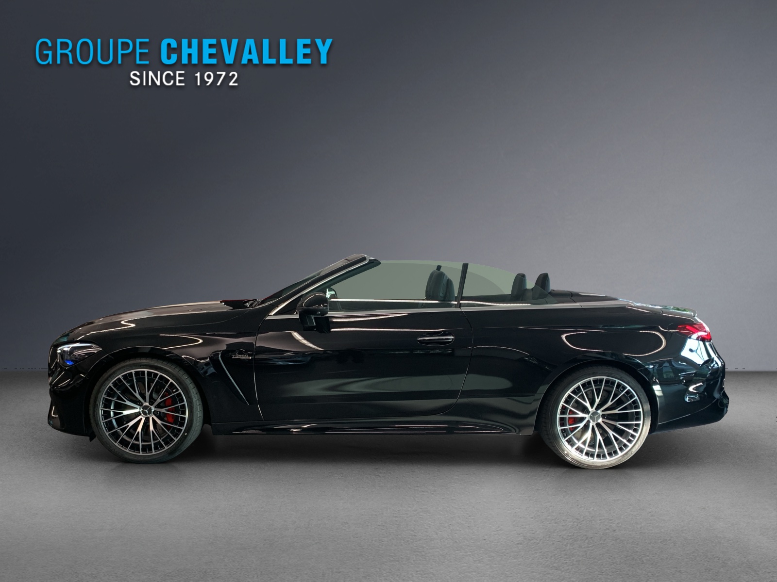 MERCEDES-BENZ CLE AMG 53 Cabriolet 4MATIC+-showroom-element-1