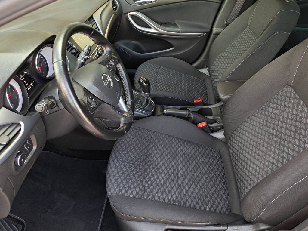 OPEL Astra Sports Tourer 1.2 T 130 Edition S/S-image-6