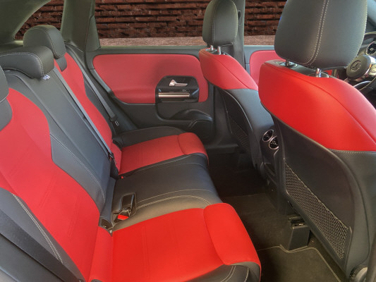 MERCEDES-BENZ B 200 Night Star-image-11