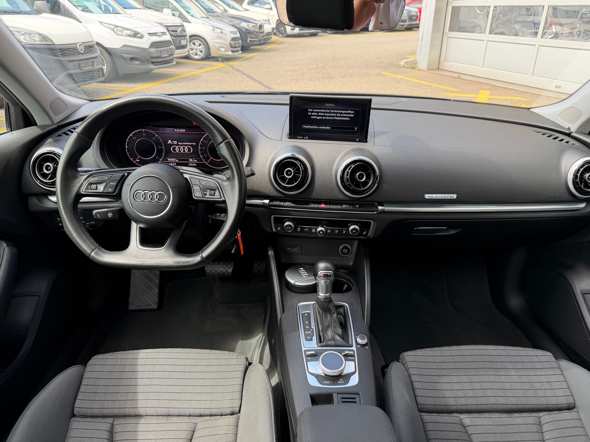 AUDI A3 Sportback 2.0 TDI Sport S-tronic quattro-image-10