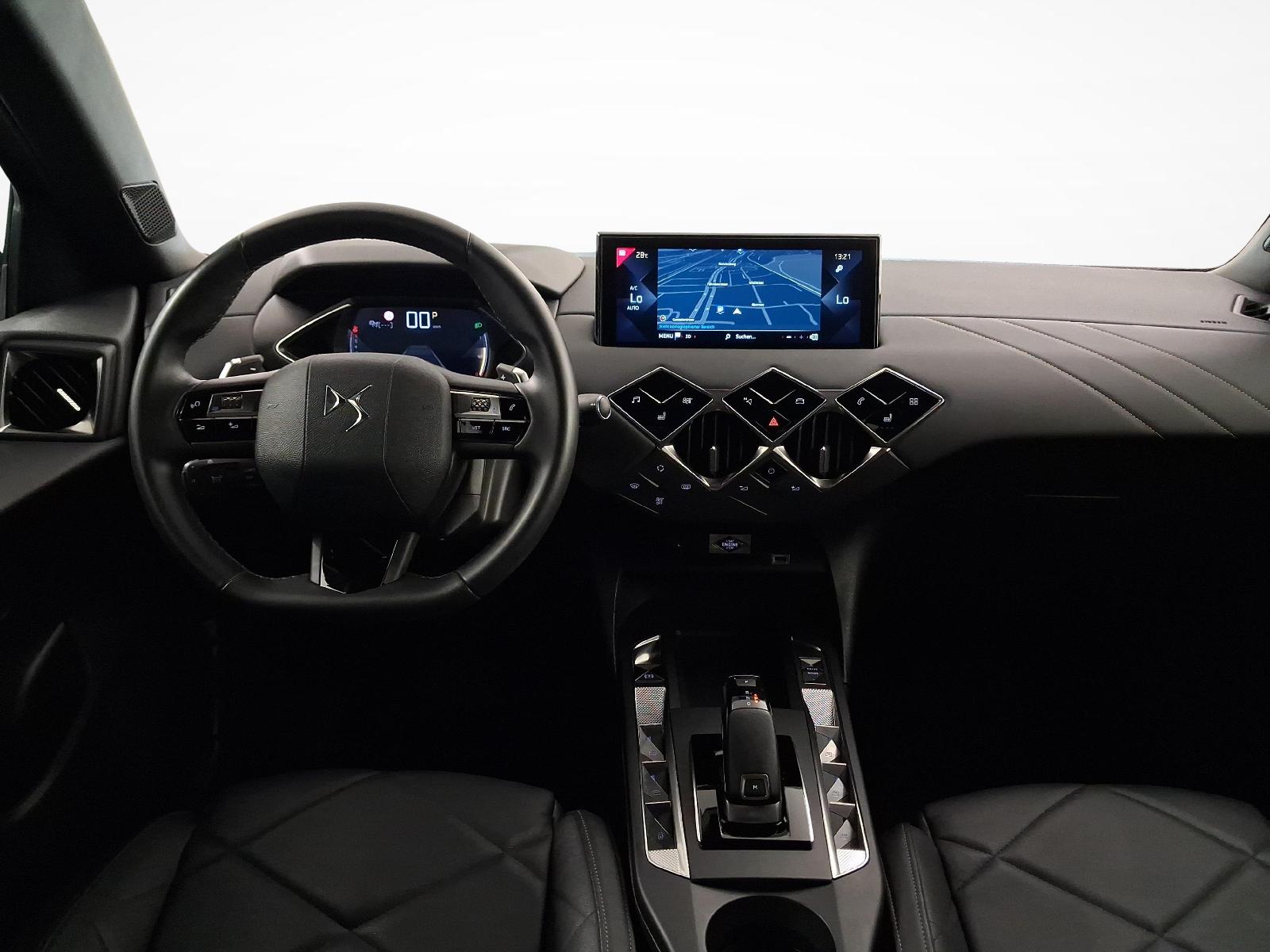 DS AUTOMOBILES 3 Crossback 1.2 PureTech 155 Bastille-image-8
