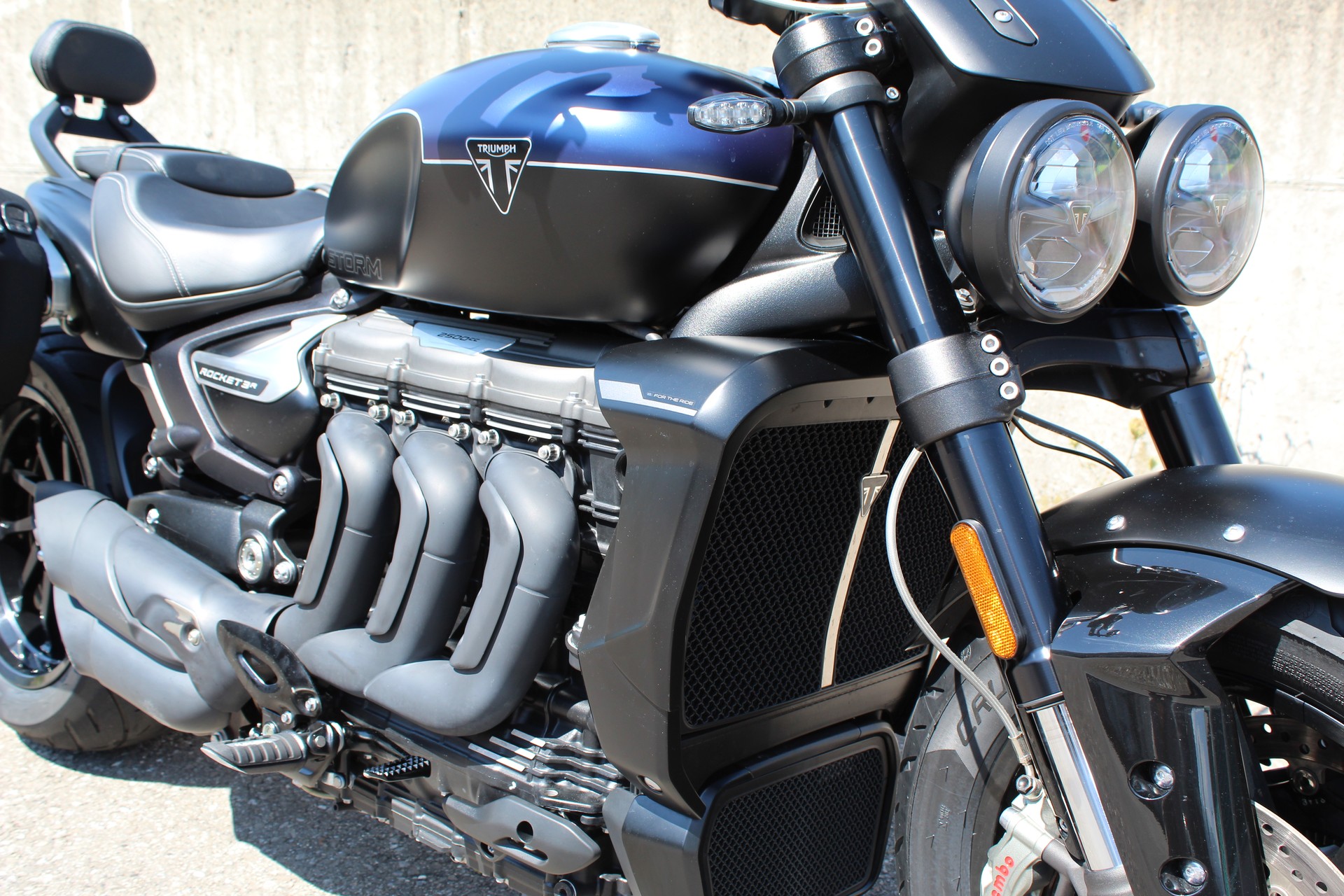 TRIUMPH Rocket 3 R Storm-image-4