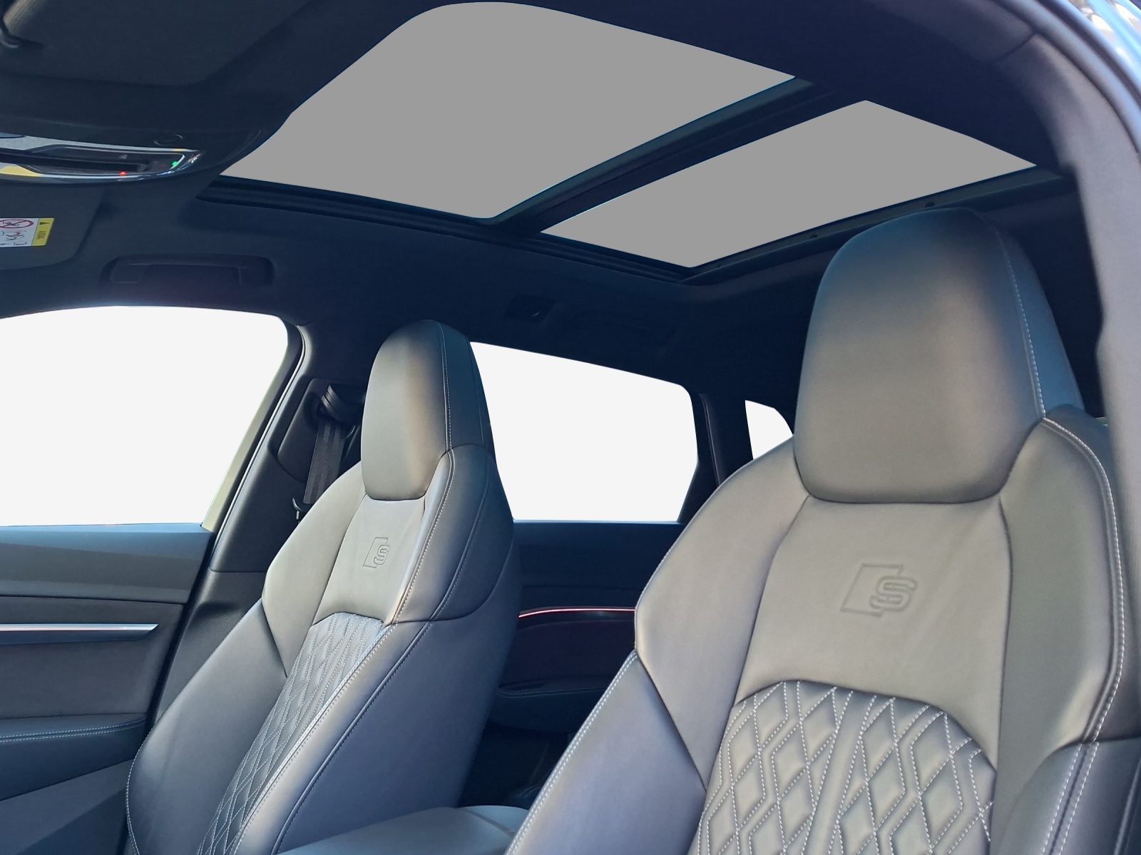 AUDI e-tron S quattro-image-13