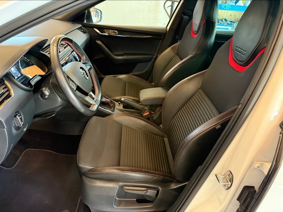 SKODA Octavia Combi 2.0 TSI RS DSG-image-6