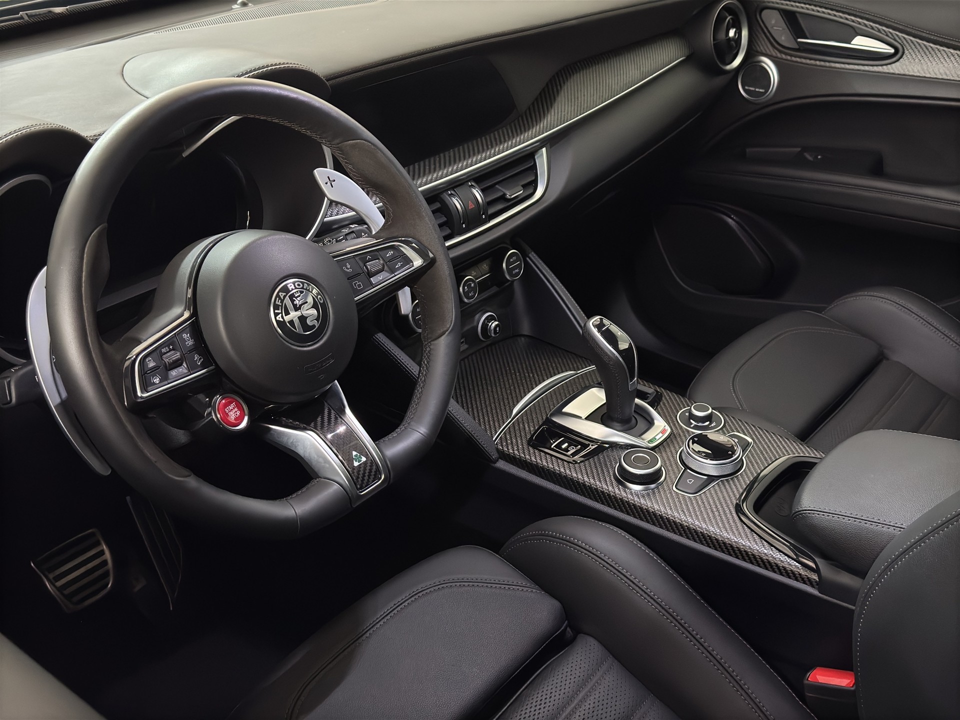 ALFA ROMEO Stelvio 2.9 V6 Quadrifoglio Pack Sky Q4 AT8 "Panodach-ADAS Plus-21"Alufelgen"-image-13
