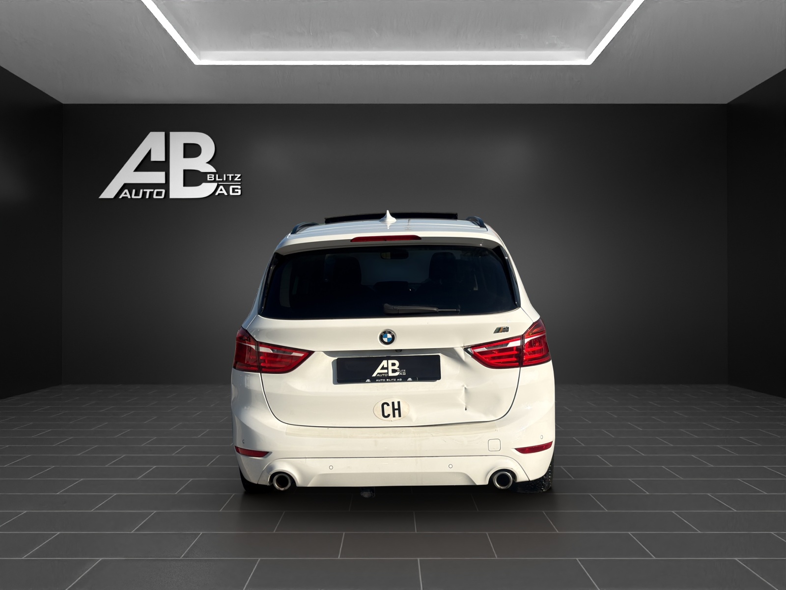 BMW 218d xDrive Gran Tourer Steptronic Travel Edition-showroom-element-3