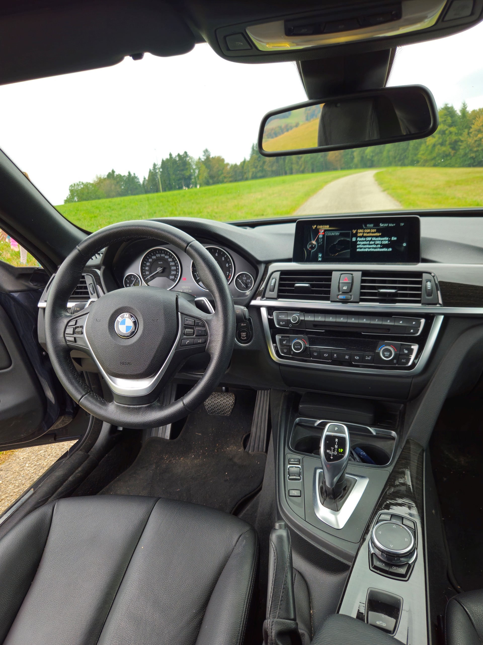 BMW 435i xDrive Cabriolet, Luxury Line - 306 PS, 1. Hand, 8-fach bereift-image-9