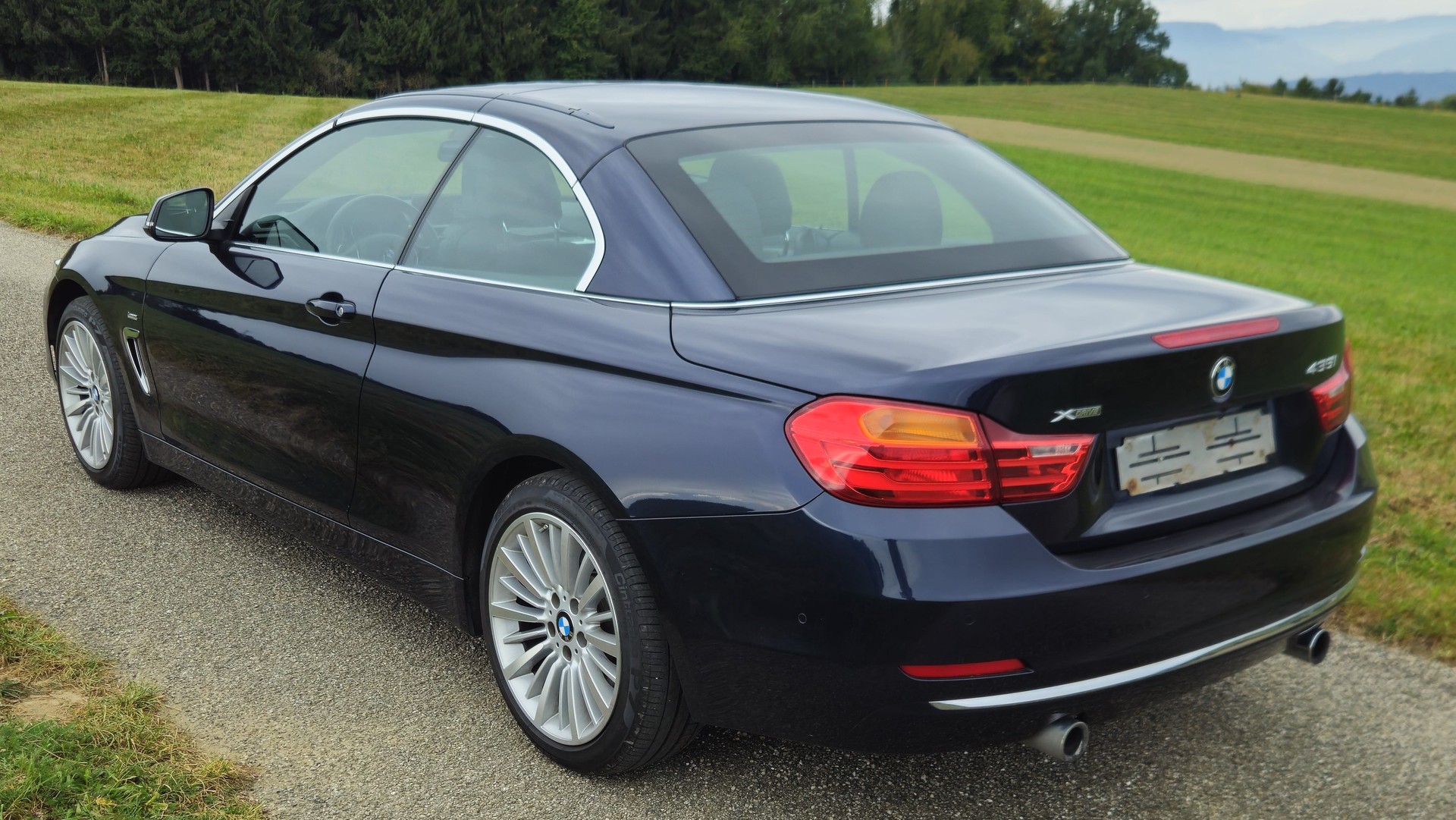 BMW 435i xDrive Cabriolet, Luxury Line - 306 PS, 1. Hand, 8-fach bereift-image-2