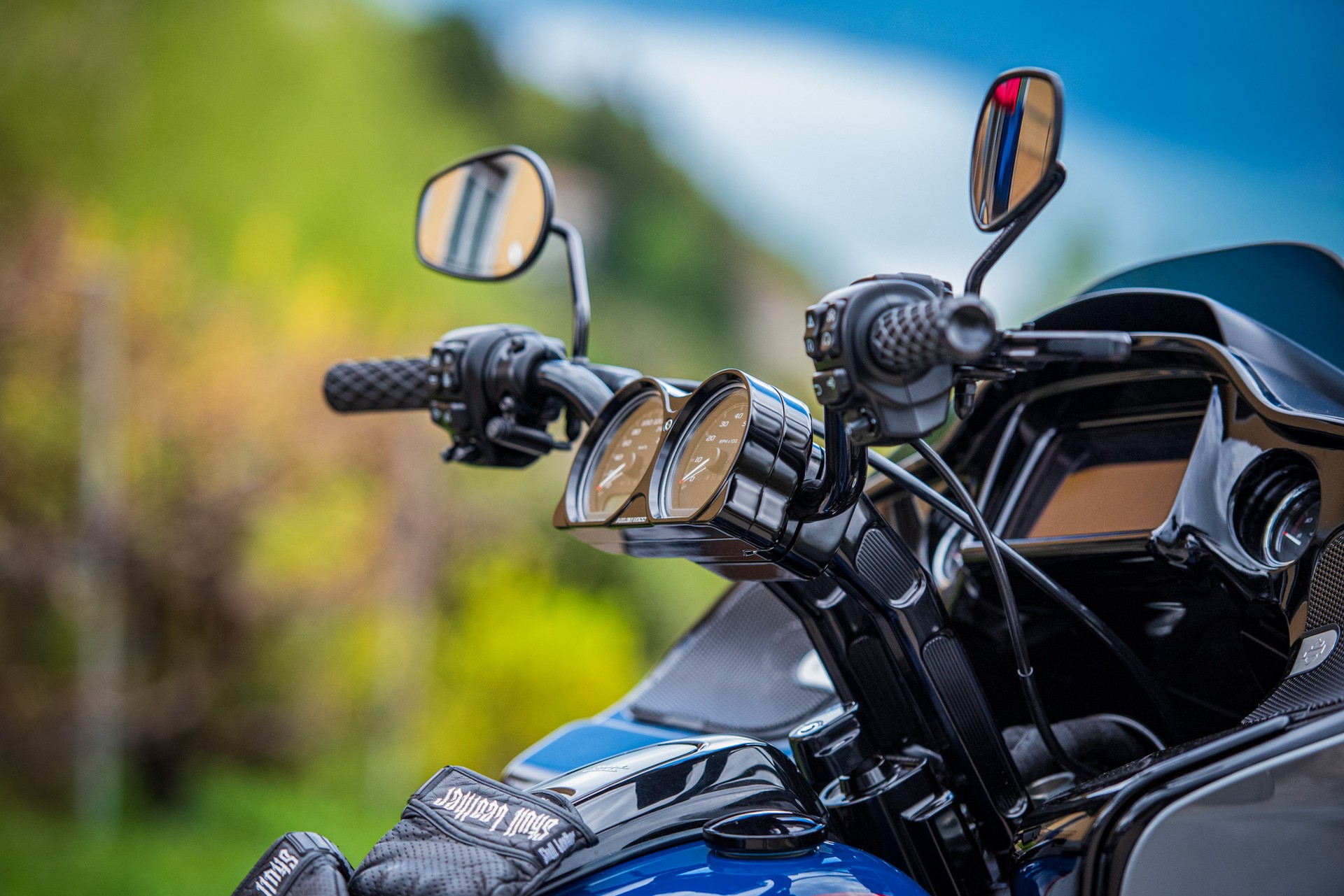 HARLEY-DAVIDSON FLTRXS Road Glide Special 114-image-2