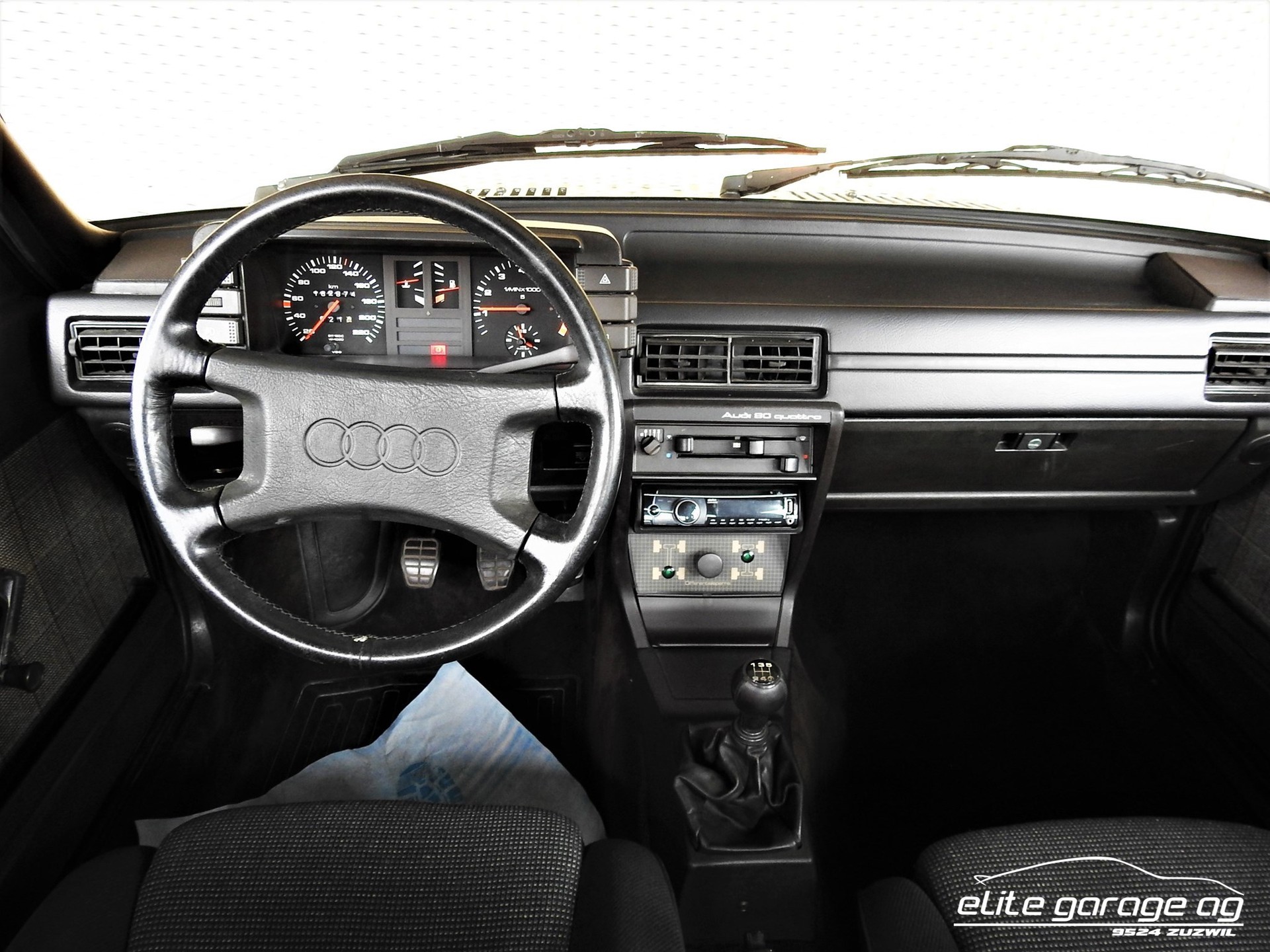 AUDI 80 2.1 quattro 5E-image-6