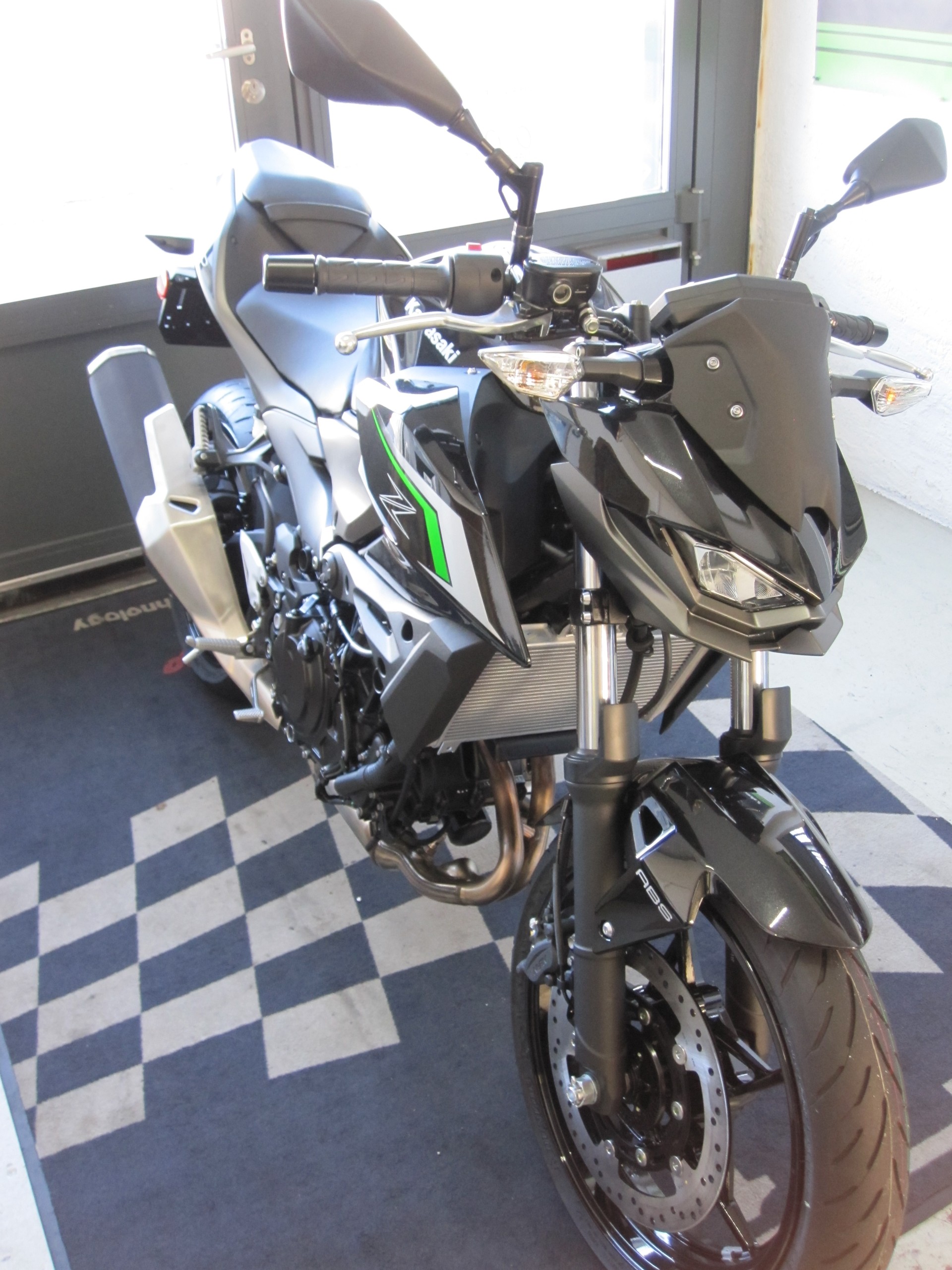 KAWASAKI Z 500-image-1