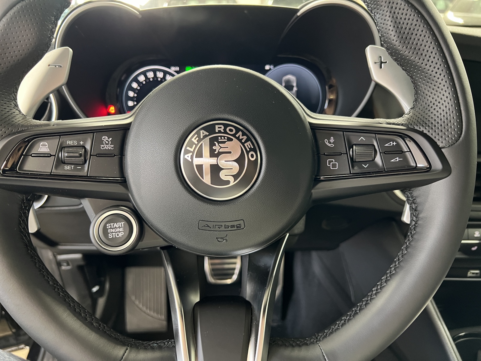 ALFA ROMEO Giulia 2.0 Sprint Edition Q4-image-6
