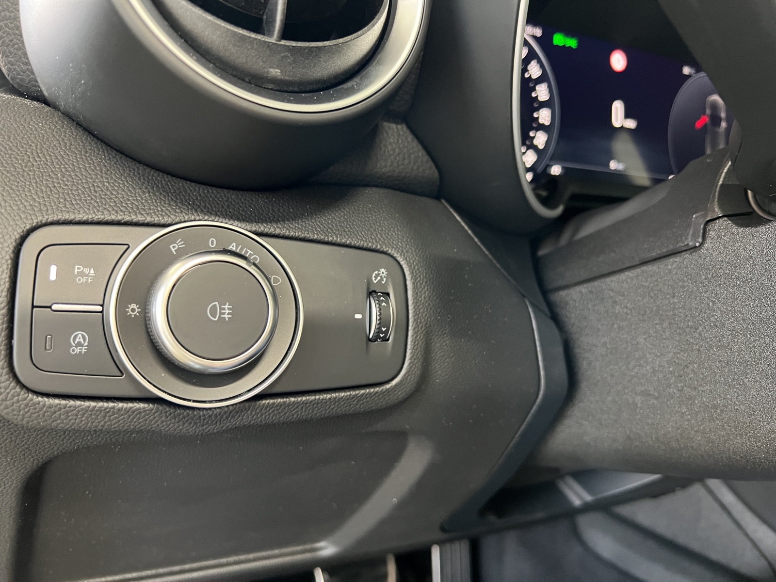 ALFA ROMEO Giulia 2.0 Sprint Edition Q4-image-13