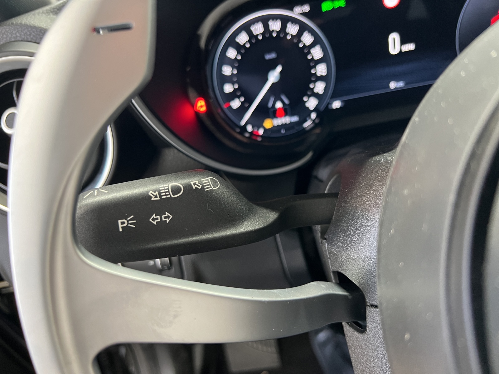 ALFA ROMEO Giulia 2.0 Sprint Edition Q4-image-14