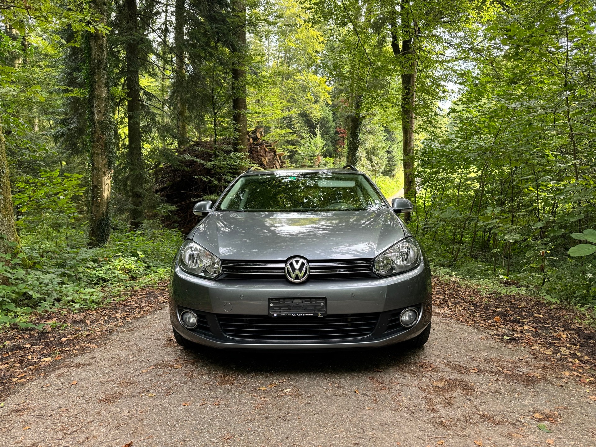 VW Golf Variant 1.2 TSI Comfortline DSG-image-1