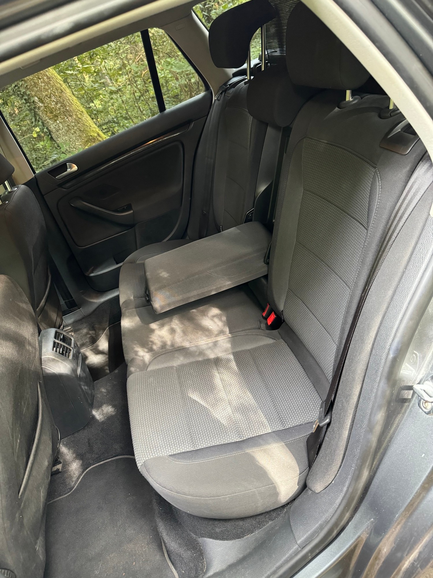 VW Golf Variant 1.2 TSI Comfortline DSG-image-8