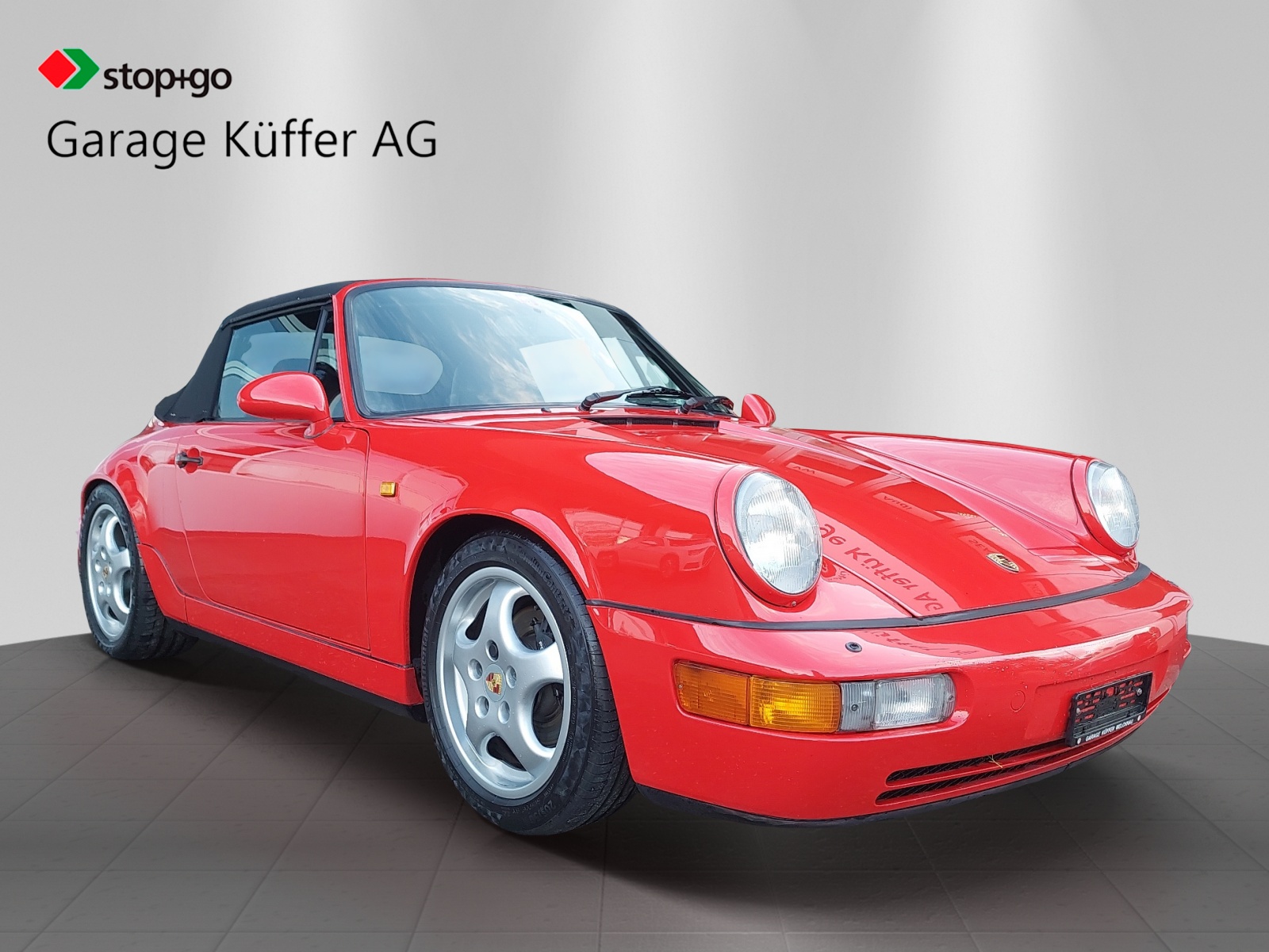 PORSCHE 911 Carrera 4 Cabrio-showroom-element-2