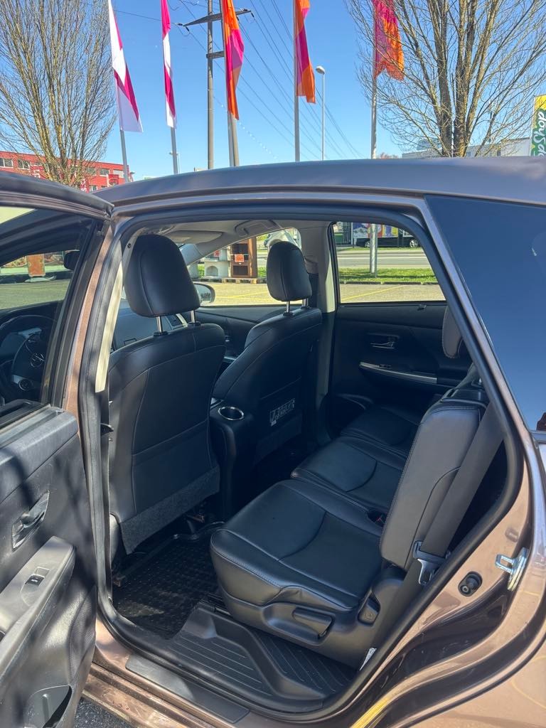 TOYOTA Prius+ 1.8 VVT-i HSD Sol Premium-image-8
