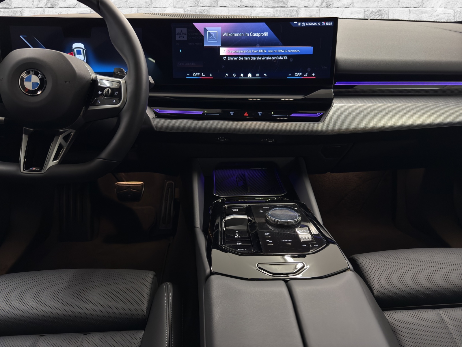 BMW 520d xDr 48V Tour M Sport-image-13