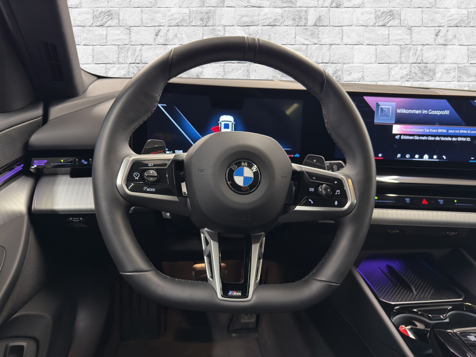 BMW 520d xDr 48V Tour M Sport-image-9