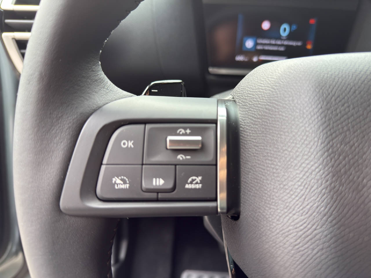 CITROEN C4 1.2 Hybrid You-image-15