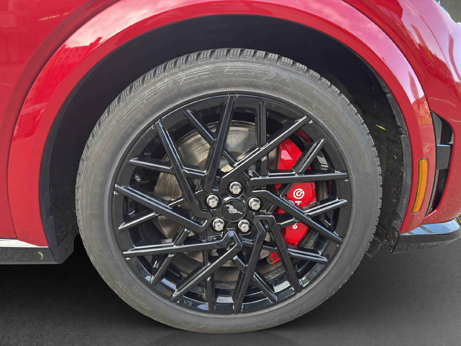 FORD Mustang Mach-E Extended GT AWD-image-24