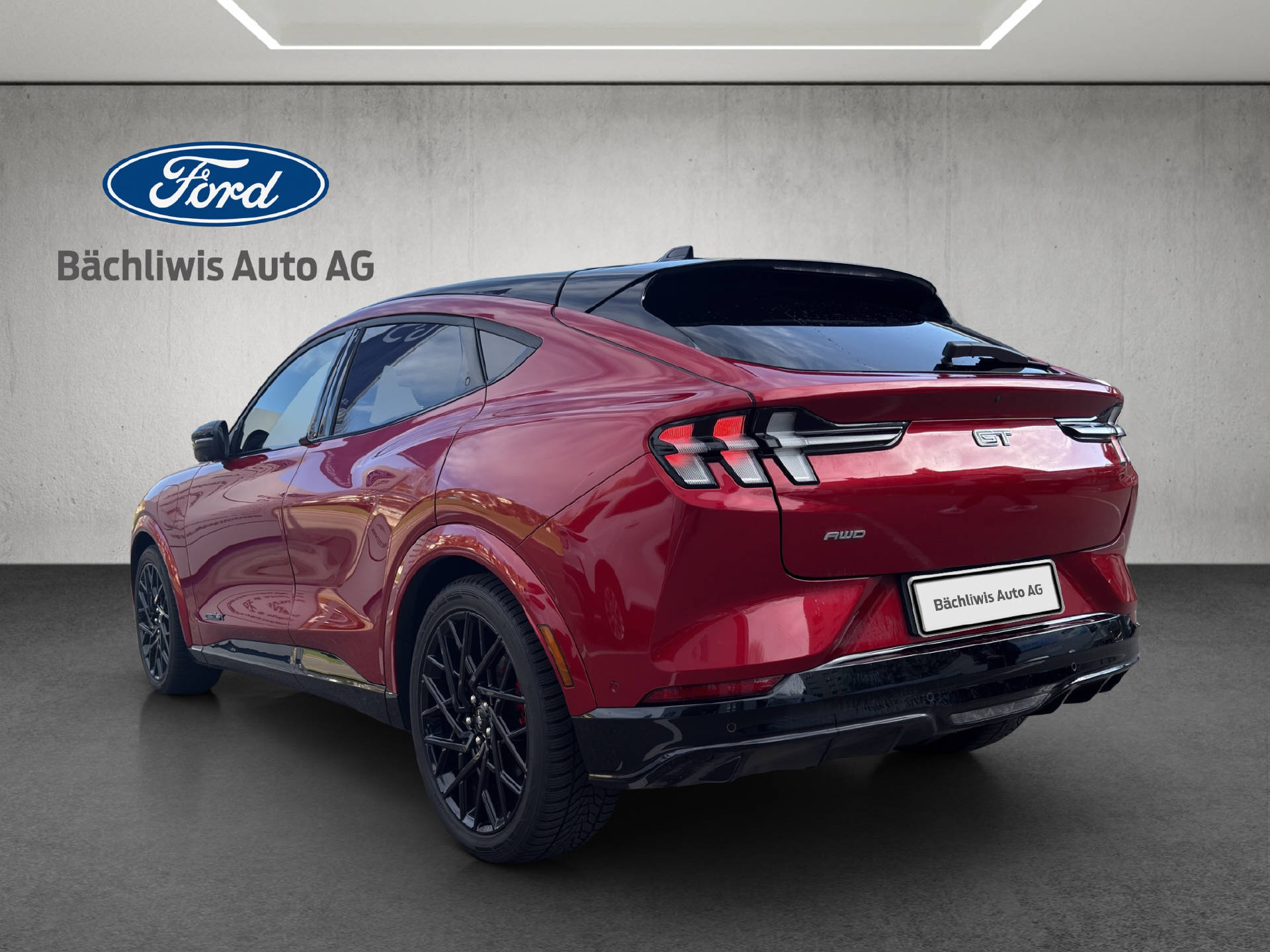 FORD Mustang Mach-E Extended GT AWD-showroom-element-2