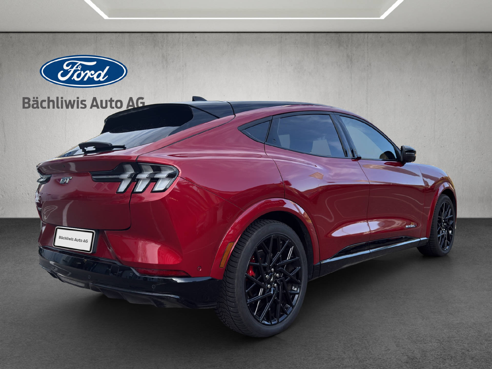 FORD Mustang Mach-E Extended GT AWD-image-4