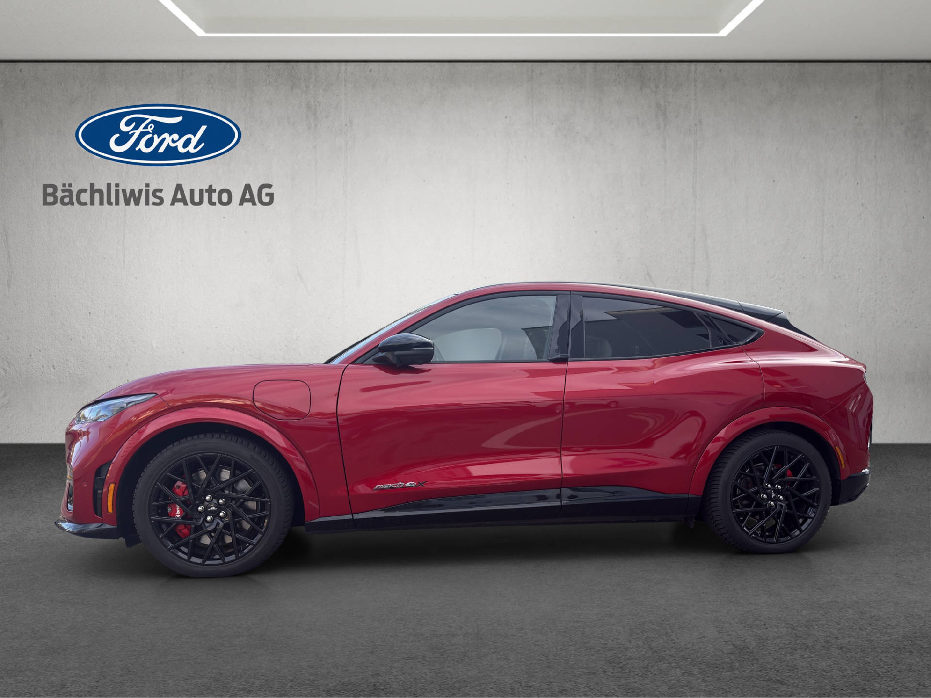 FORD Mustang Mach-E Extended GT AWD-showroom-element-1
