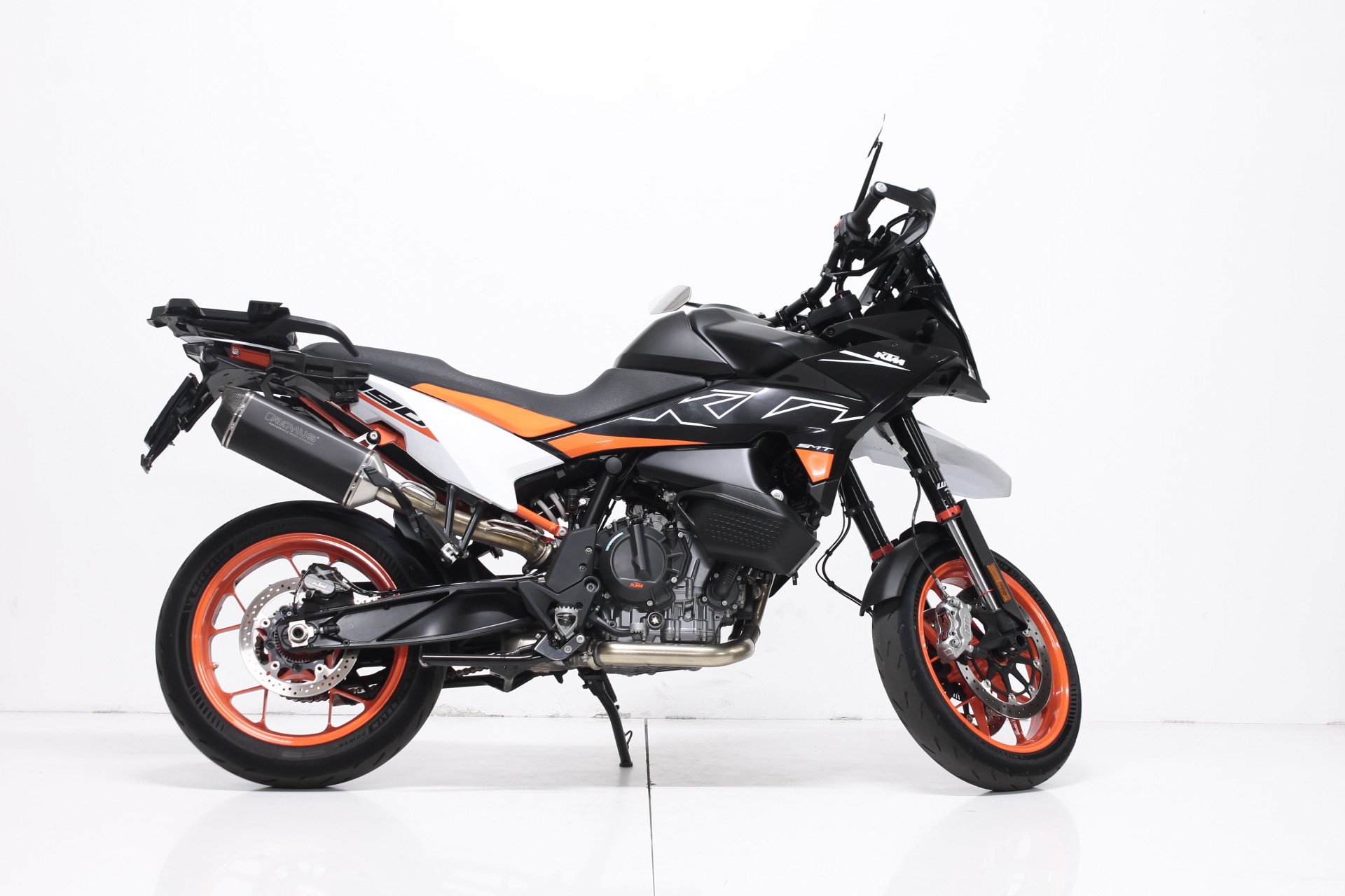 KTM 890 SMT-image-1