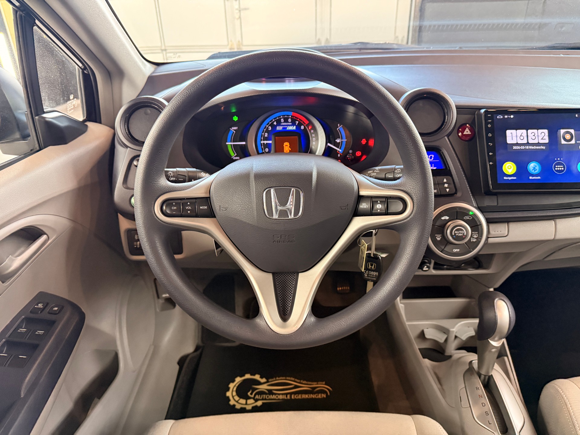 HONDA Insight 1.3i Hybrid Comfort CVT-image-14