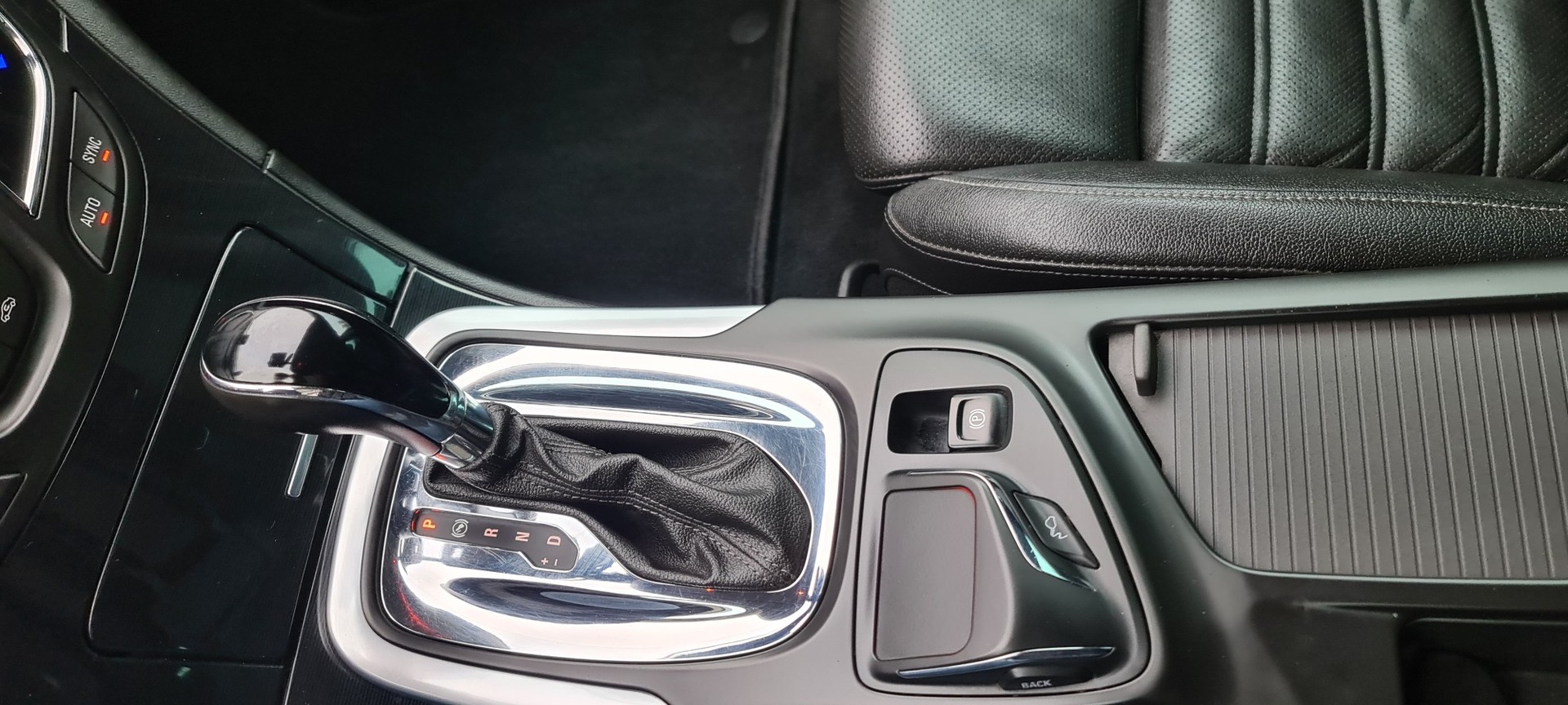 OPEL Insignia Sports Tourer 1.6 Turbo Cosmo Automatic-image-17