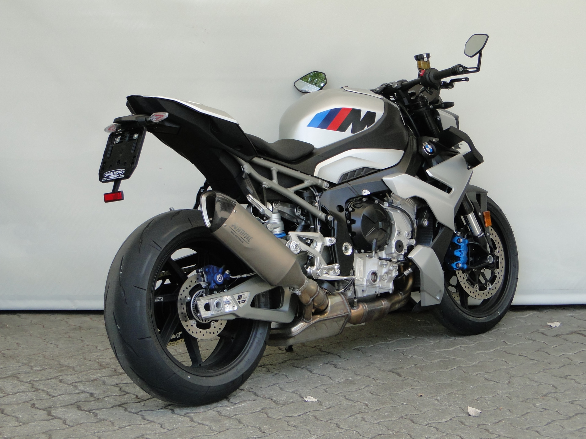 BMW M 1000 R-image-3