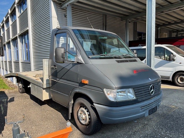 MERCEDES-BENZ 312 D-image-1