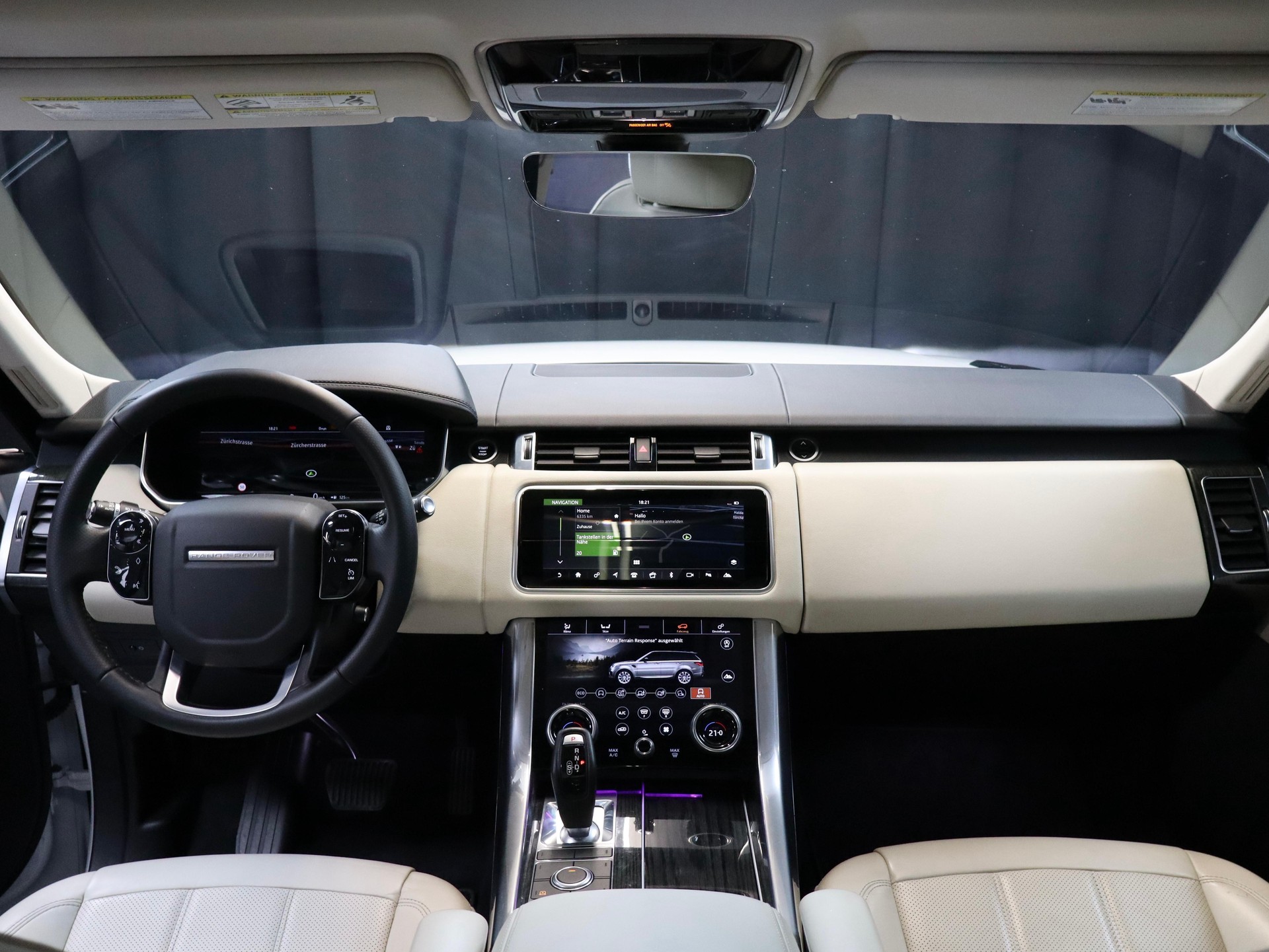 LAND ROVER 3.0 V6 S/C HSE Dynamic Automatic-showroom-element-3