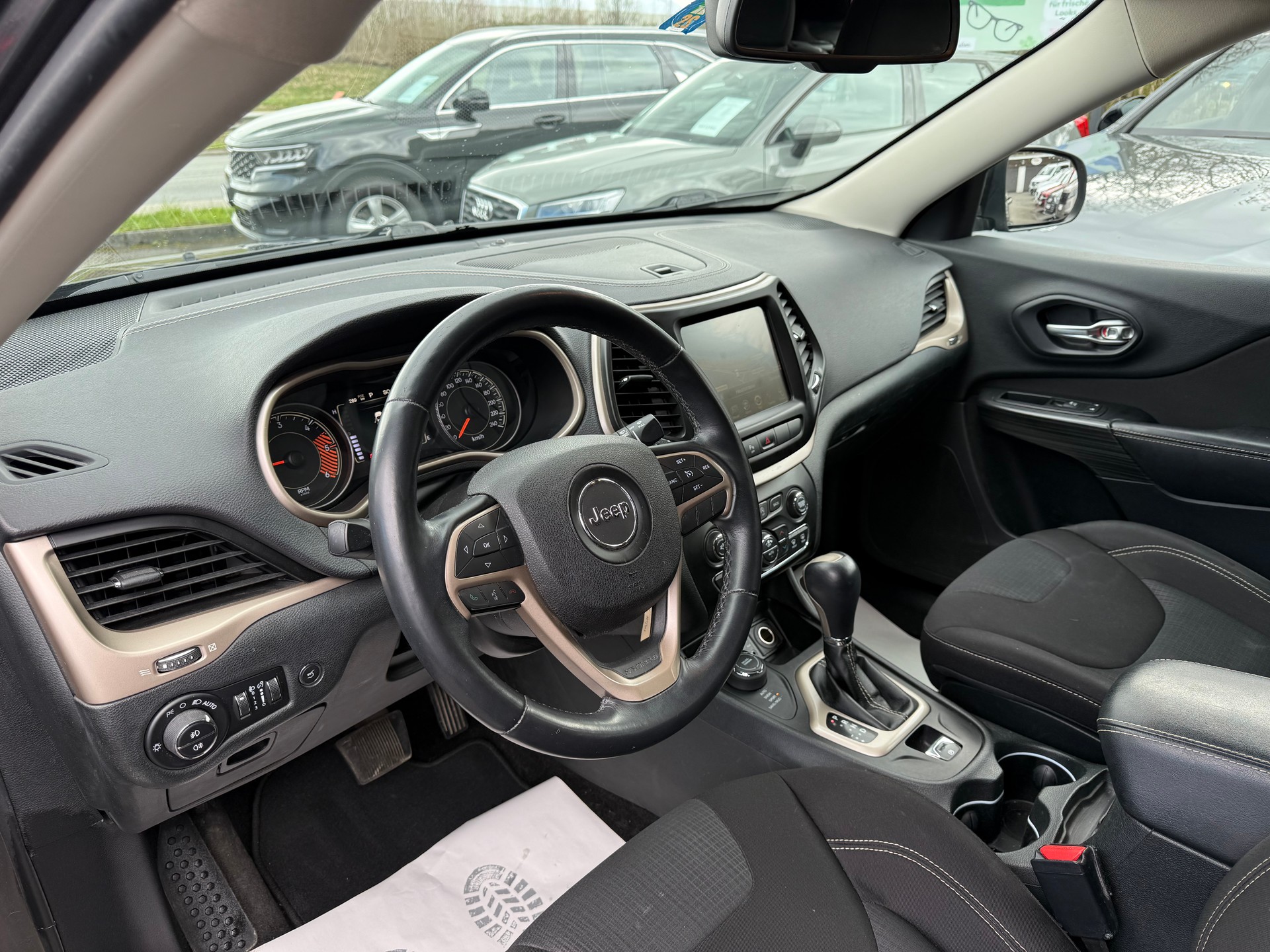 JEEP Cherokee 2.0TD Longitude AWD 9ATX-image-7