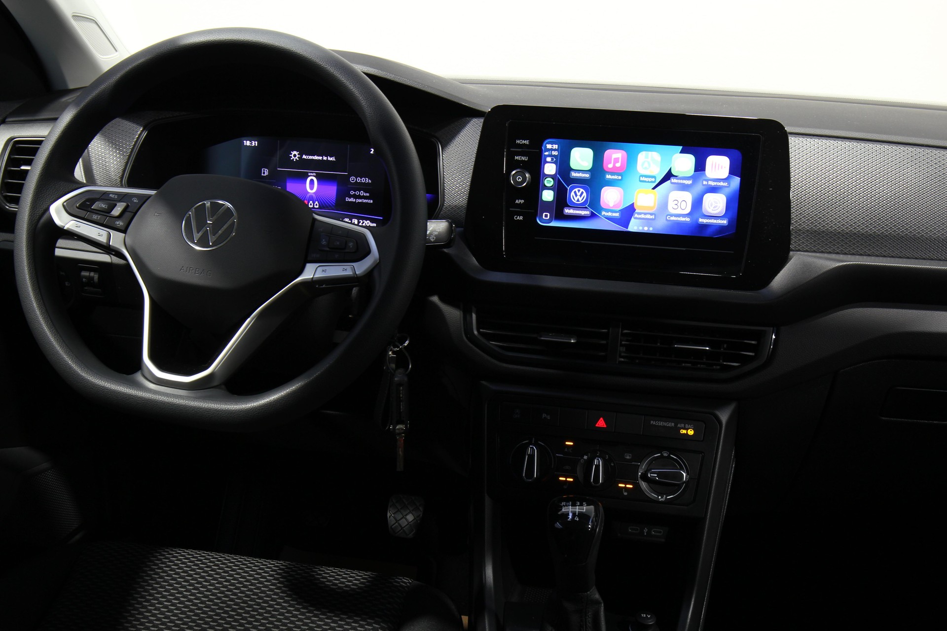 VW T-Cross 1.0 TSI-image-11