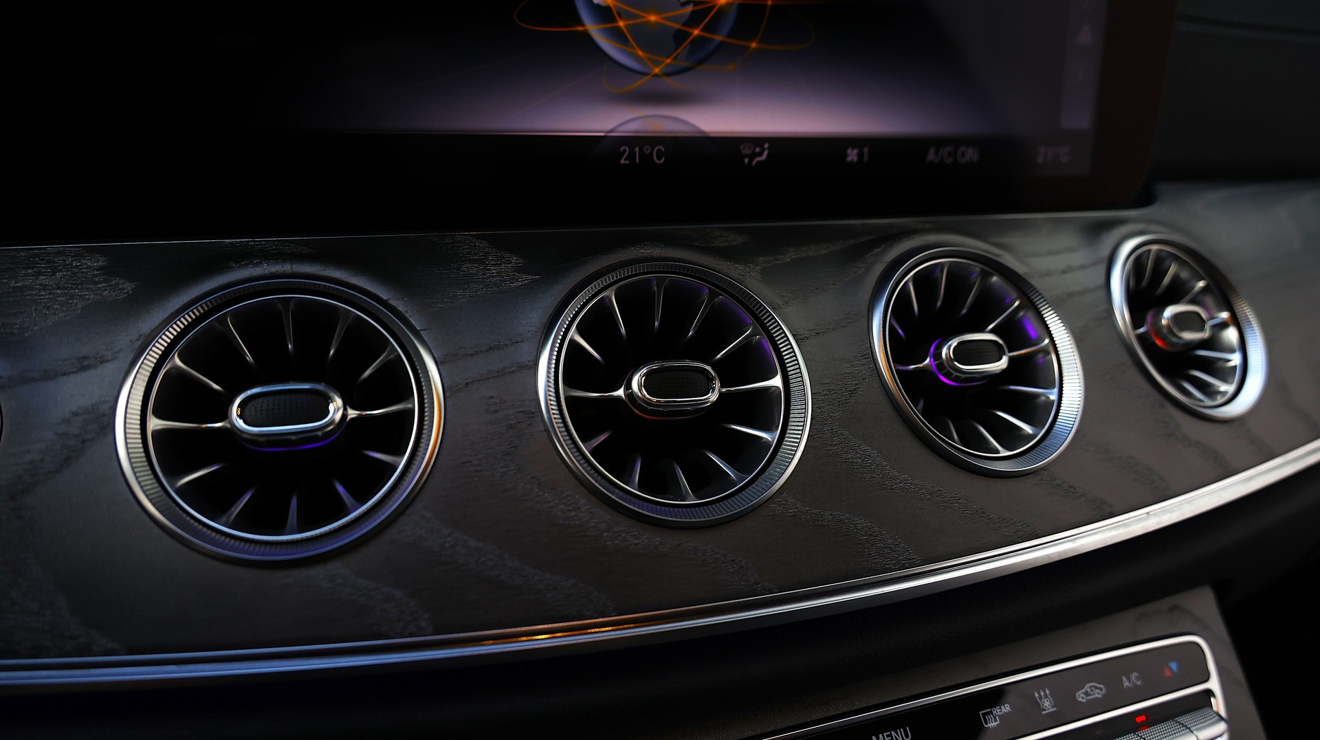 MERCEDES-BENZ CLS 53 AMG 4 Matic+-image-24