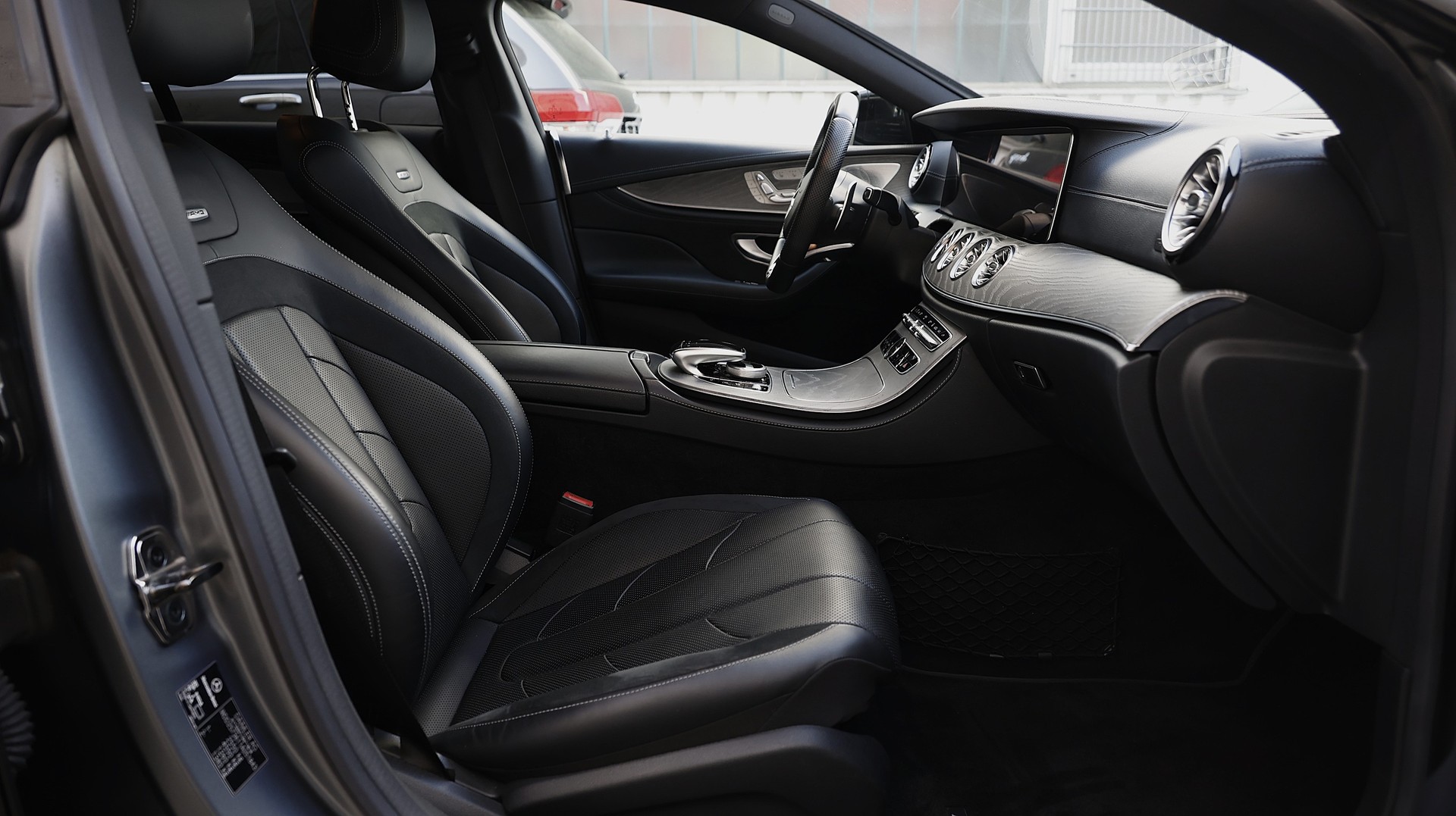 MERCEDES-BENZ CLS 53 AMG 4 Matic+-image-18