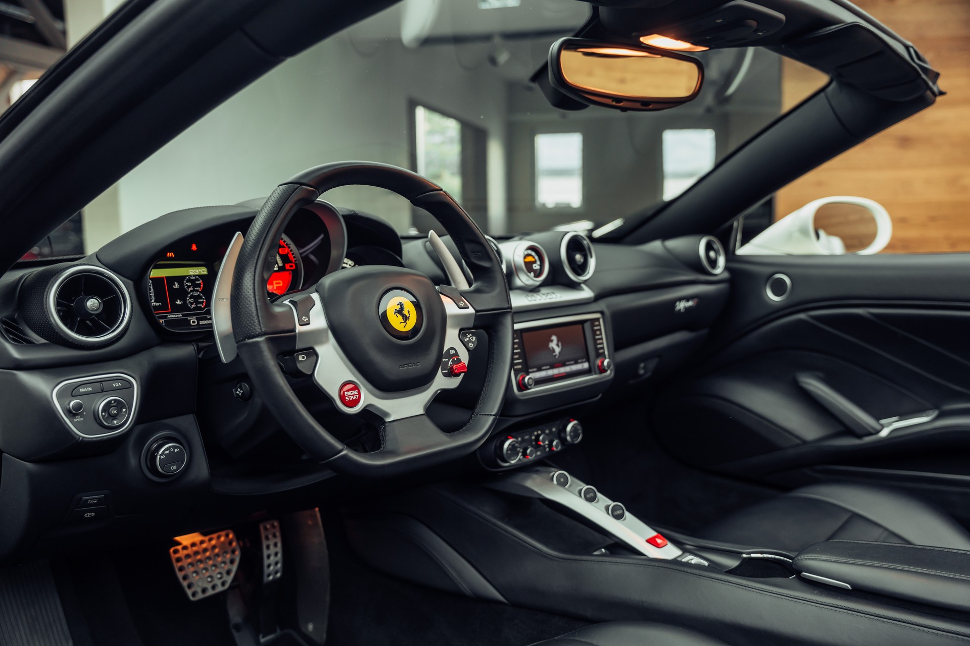 FERRARI California 3.9 V8 T-image-4