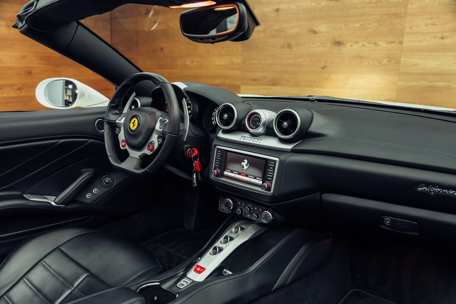 FERRARI California 3.9 V8 T-image-5