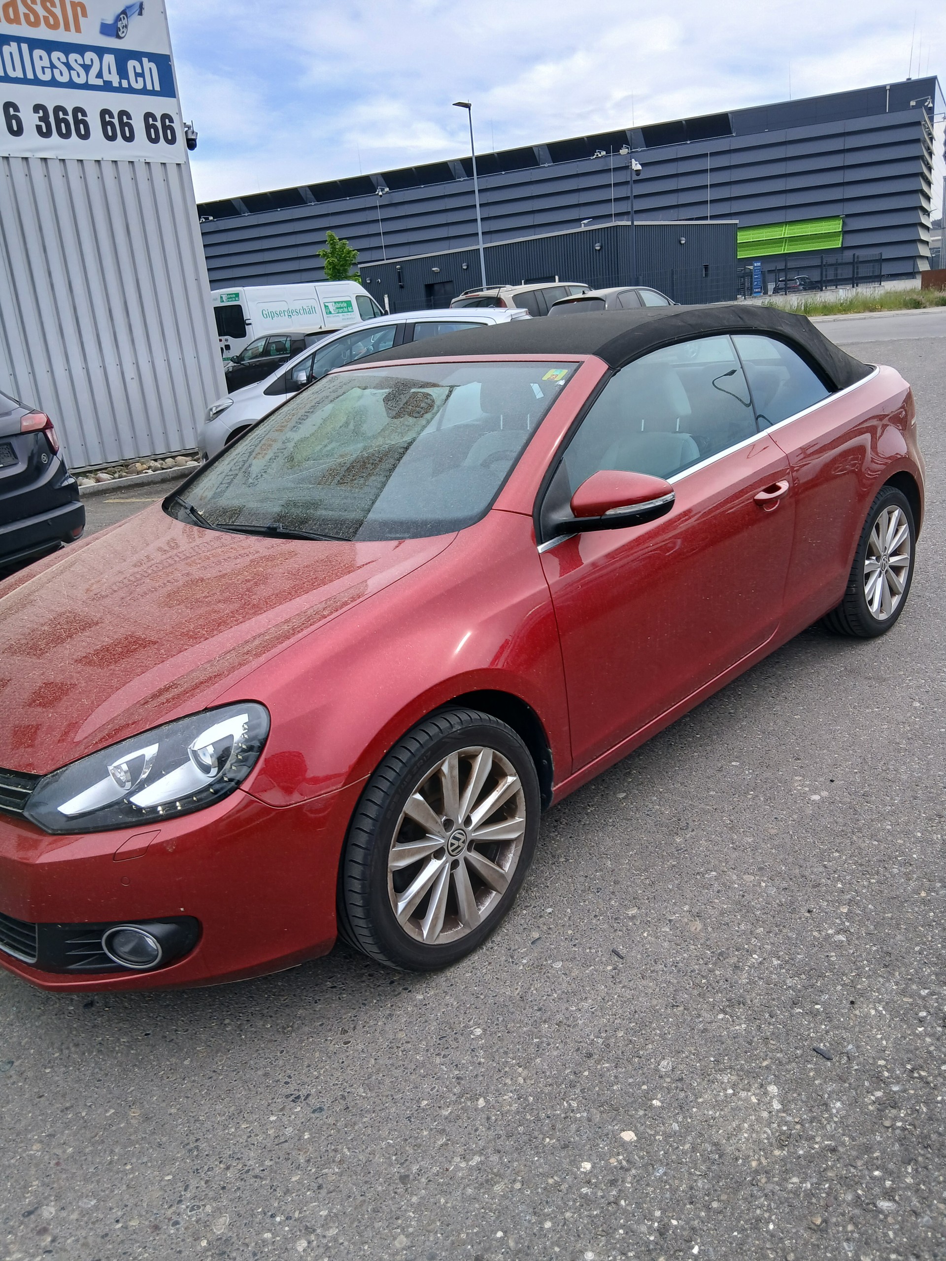 VW Golf Cabrio 2.0 TDI BMT DSG-image-6