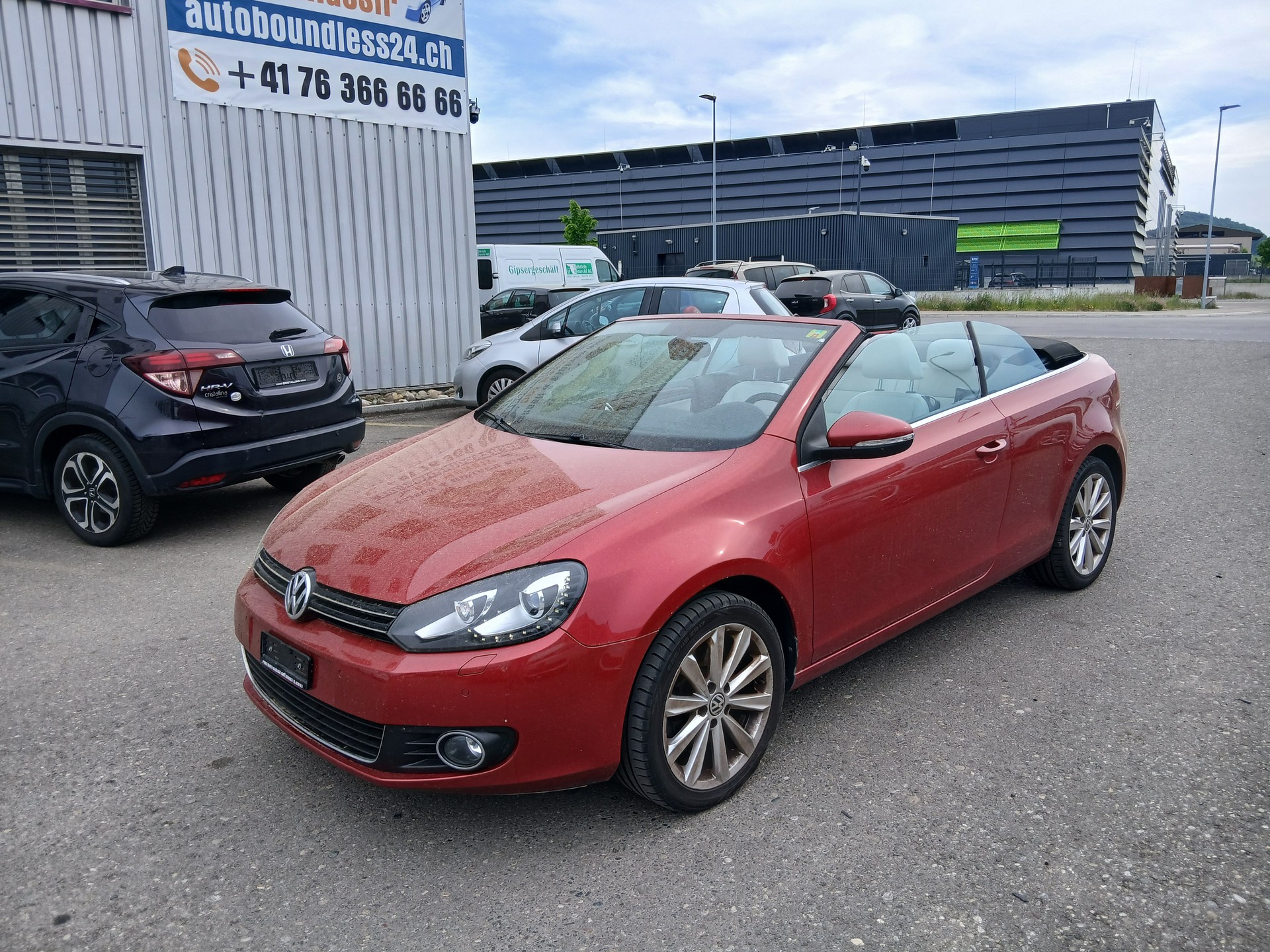 VW Golf Cabrio 2.0 TDI BMT DSG-image-1