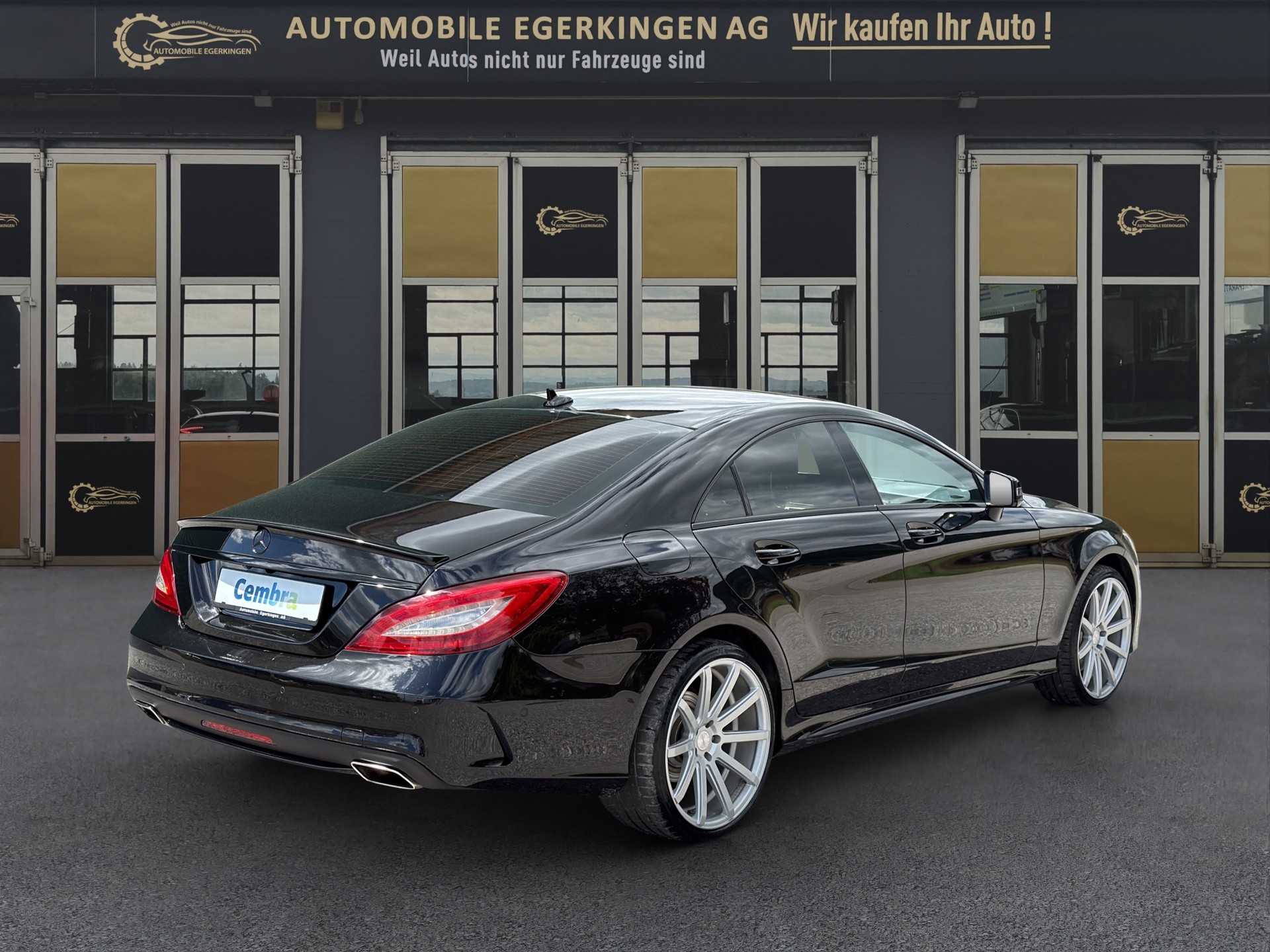 MERCEDES-BENZ CLS 400 V6 AMG Line-image-4