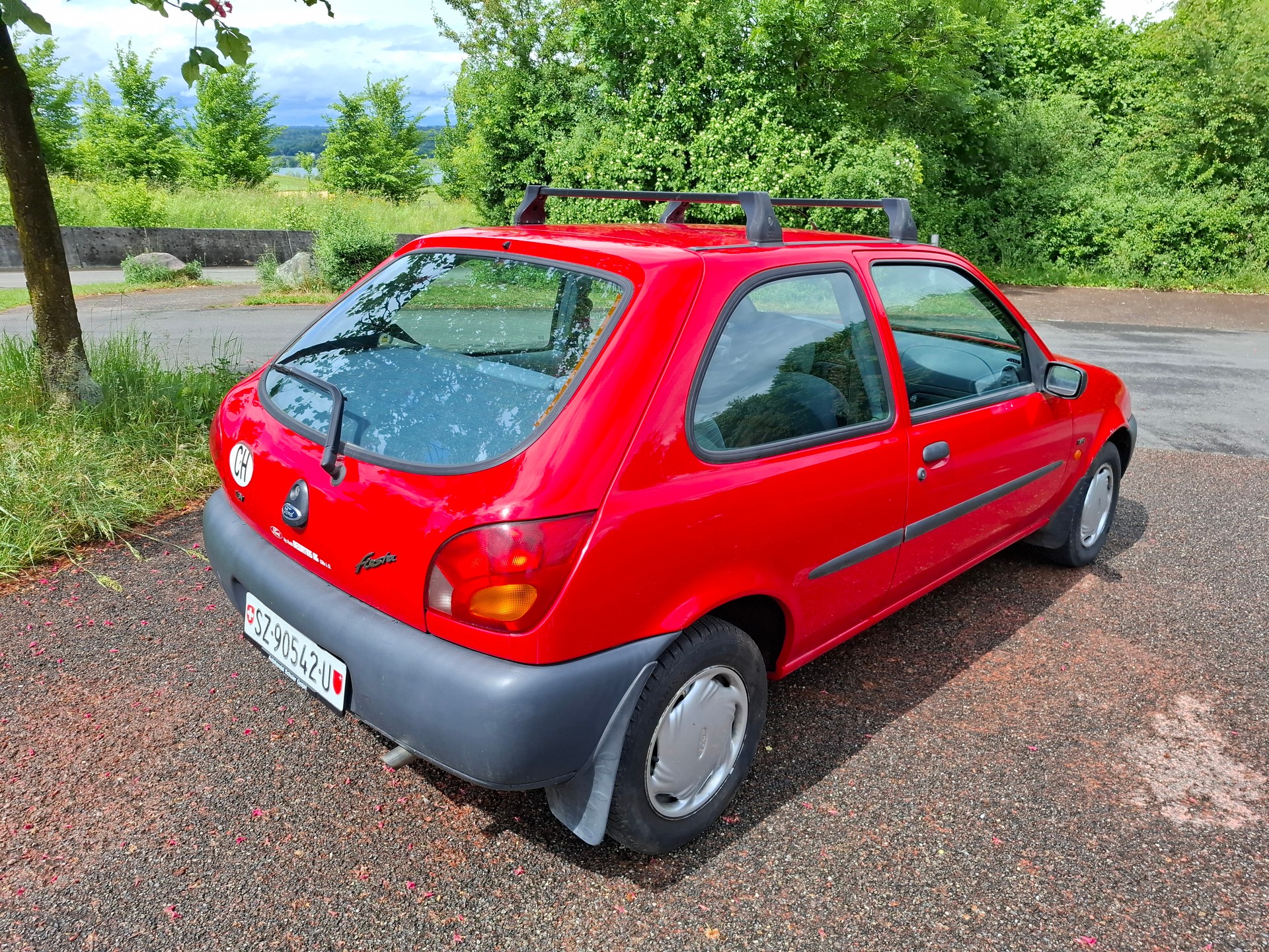 FORD Fiesta 1.2i 16V Flair-image-3