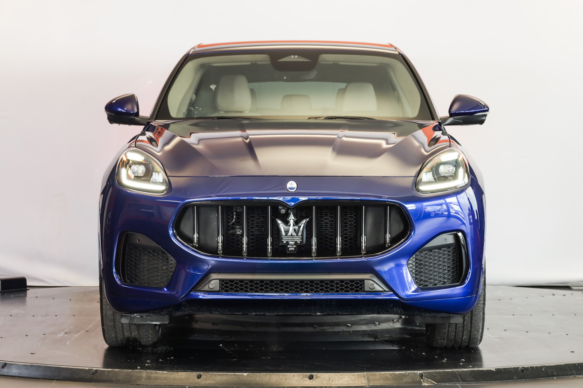 MASERATI Grecale 2.0 MHEV GT Hybrid Automatica-showroom-element-1